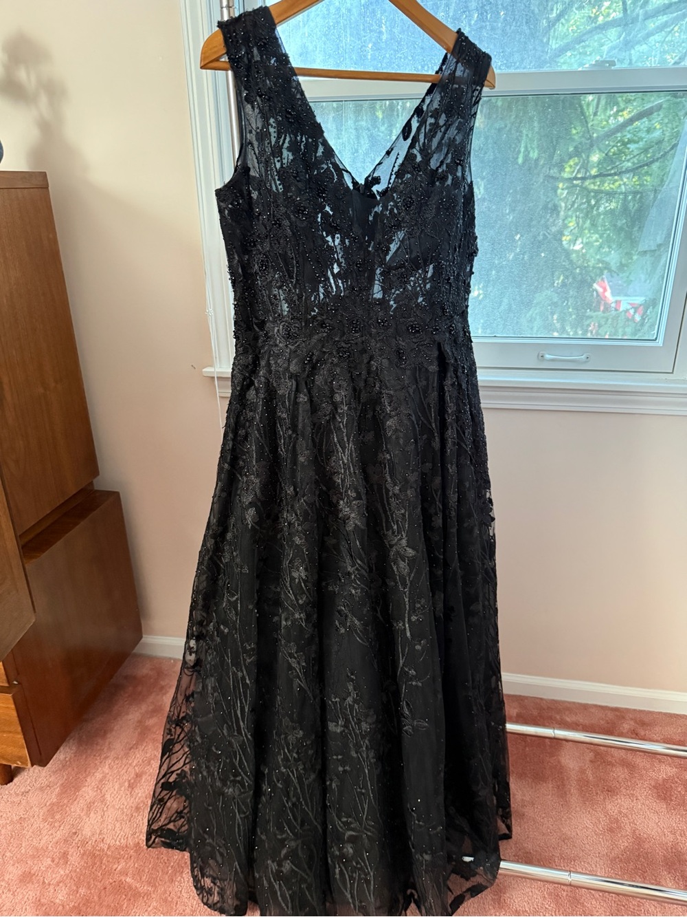Mac Duggal Black Beaded Lace V-Neck Evening Gown